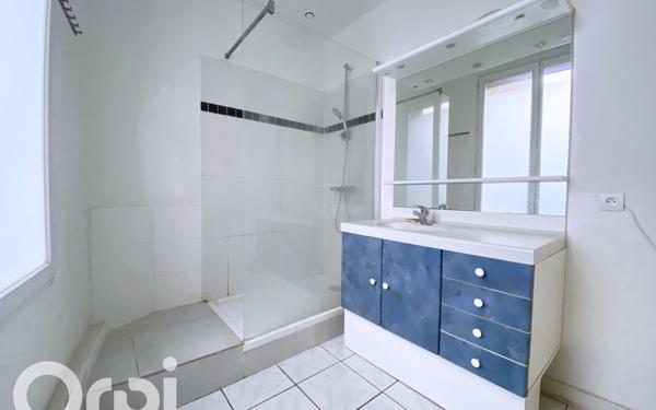 Appartement à vendre    3 pièces • 56 m2 Melun