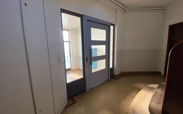 Appartement à vendre    3 pièces • 56 m2 Melun