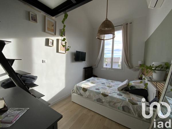 Maison traditionnelle 6 pièces de 147 m² à Tourrettes-sur-Loup (06140)