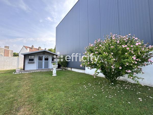 Maison
         9 pièces
        - 108 m² 206 700 € *