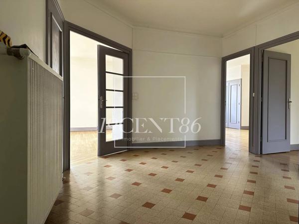 Vente immobilière : Appartement à Oullins  4 pièces 101.69 m² 325 000 €- 19CENT86.