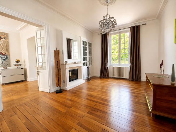 Vente Maison de luxe Orléans 9 Pièces 265 m²