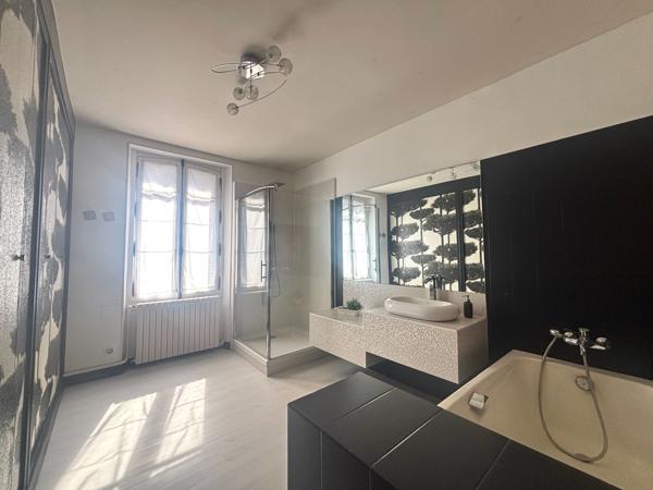 Vente Maison de luxe Orléans 9 Pièces 265 m²