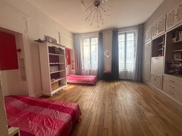 Vente Maison de luxe Orléans 9 Pièces 265 m²