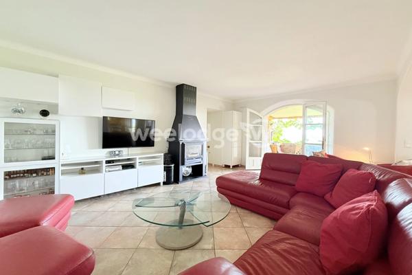 Maison à vendre 8 pièces de 214 m² à Montauroux