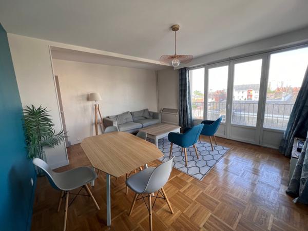 T5 Place de la Vendée - Posez vos valises - Balcon - Cave et Parkings