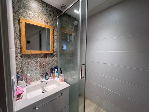 T5 Place de la Vendée - Posez vos valises - Balcon - Cave et Parkings