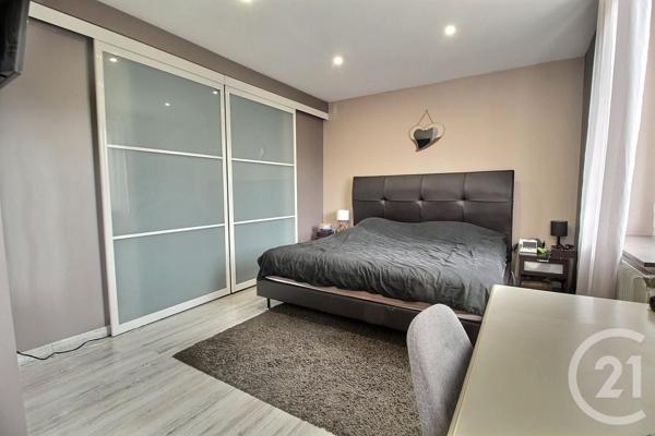 Maison à vendre  6 pièces - 165,44 m2 MIRIBEL - 01