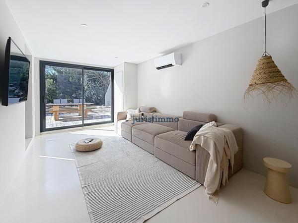 Vaison-la-Romaine (84110) Élégante propriété avec piscine à quelques pas du centre de Vaison-la-Romaine