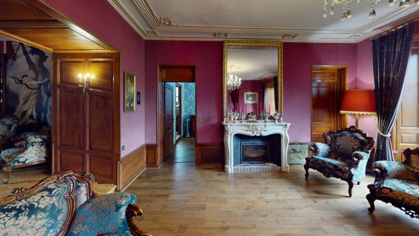 Beau château aristocratique à vendre à proximité de Limoges (Haute-Vienne)