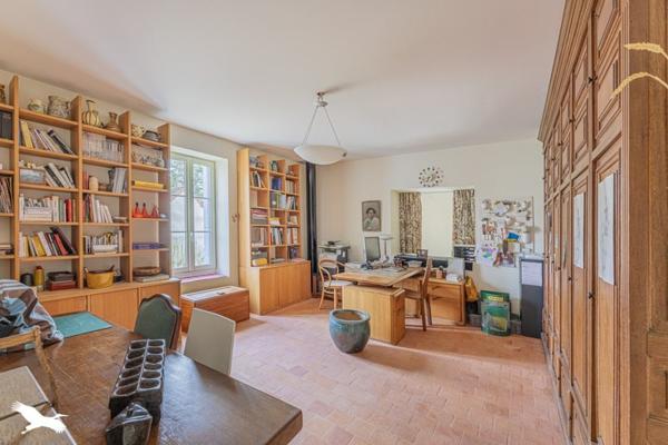 Maison à vendre |  Barrou |  8 pièces | 267 m²
