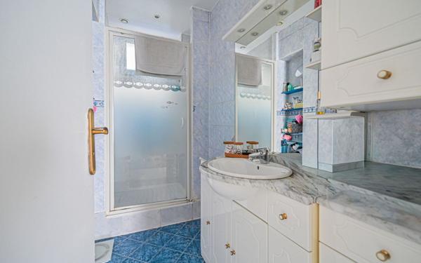 Appartement à vendre    4 pièces • 84 m2 Clichy