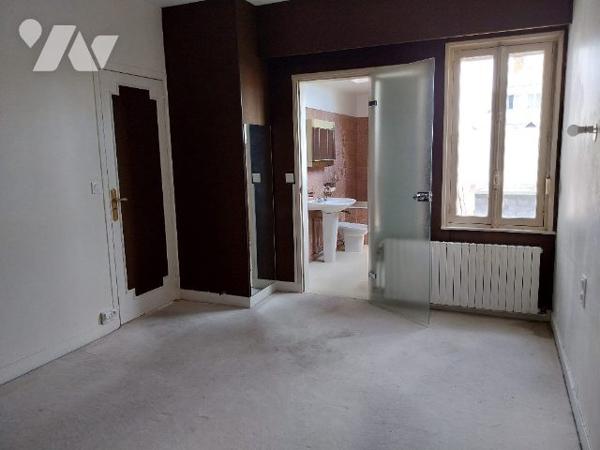 Immeuble à vendre Le Neubourg