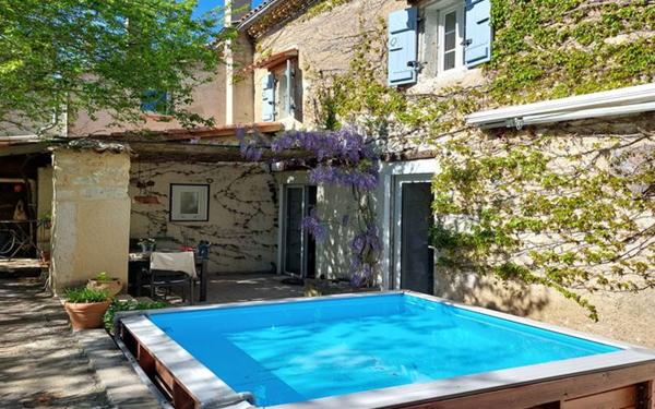 Maison à vendre    4 pièces •  Valence-sur-Baïse