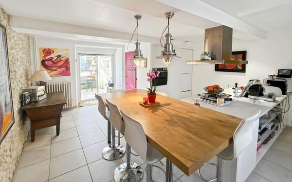 Maison à vendre    4 pièces •  Valence-sur-Baïse