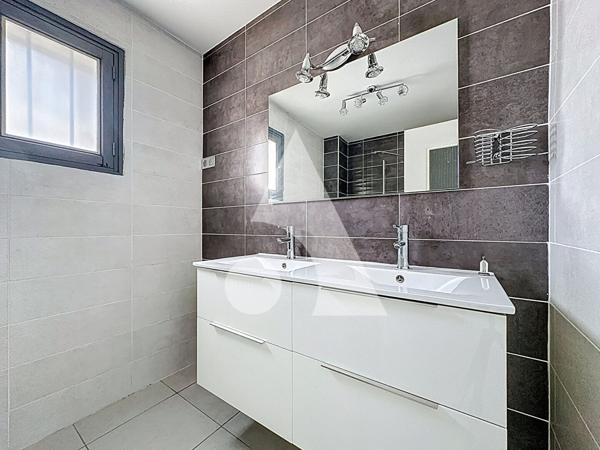 Appartement 4 pièces 113.5 m2