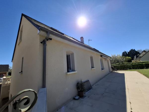À vendre - Maison individuelle, 6 pièces située à La Chartre-sur-le-Loir (72340)
