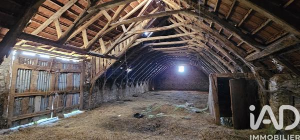 Maison à vendre 2 pièces 290 m² Ally