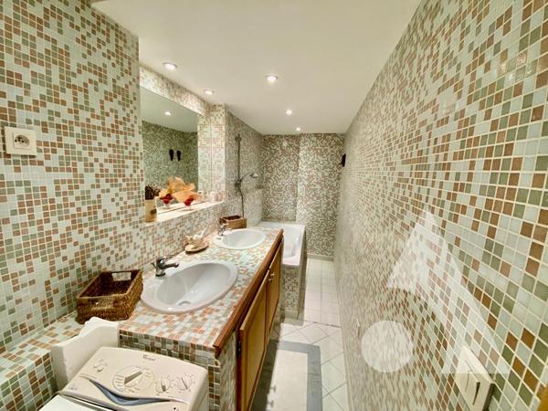 Appartement 1 pièce 60 m2