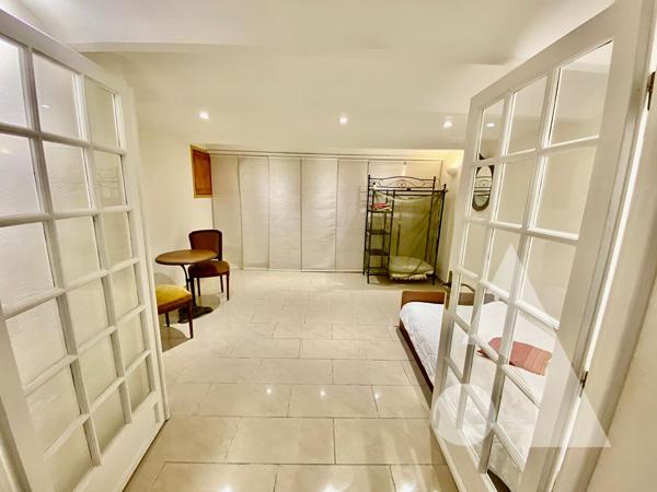 Appartement 1 pièce 60 m2
