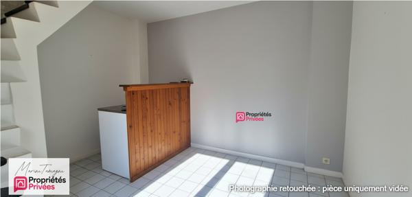 Studio en duplex avec chambre en mezzanine, rue piétonne Compiègne