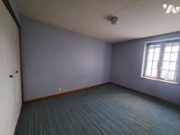 Grande maison à rénover (182m² hab)+ 1002m² de terrain