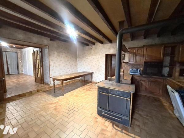 Grande maison à rénover (182m² hab)+ 1002m² de terrain