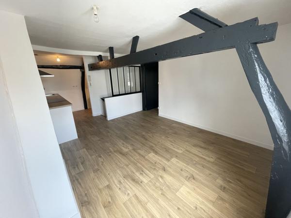 Location
                Appartement36,25 m² - 2 Pièces -
                    RONCHIN (59790)