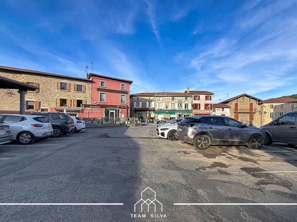 Maison
         4 pièces
        - 70 m² Exclusivité 57 000 € *