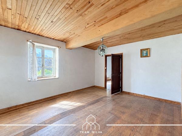 Maison
         4 pièces
        - 70 m² Exclusivité 57 000 € *