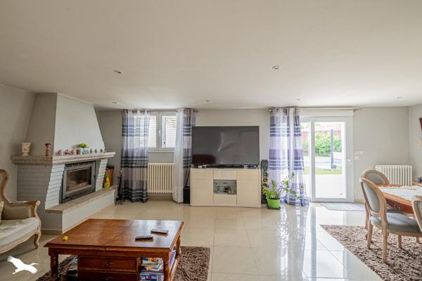 Maison 421 200 € Sainte-Eulalie 7 p 185 m² DPE D