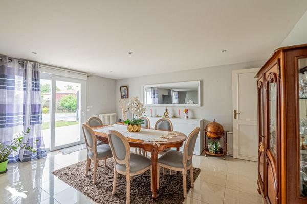 Maison 421 200 € Sainte-Eulalie 7 p 185 m² DPE D