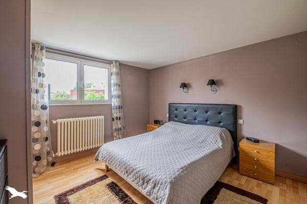 Maison 421 200 € Sainte-Eulalie 7 p 185 m² DPE D