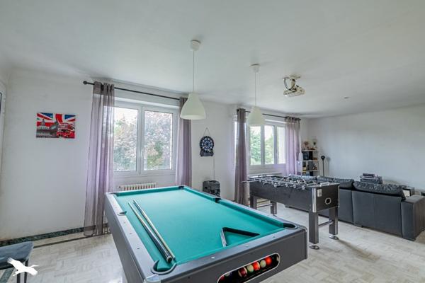 Maison 421 200 € Sainte-Eulalie 7 p 185 m² DPE D