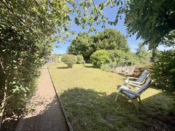 Maison 49 990 € Les Salles-Lavauguyon 1 pièce 42 m² DPE