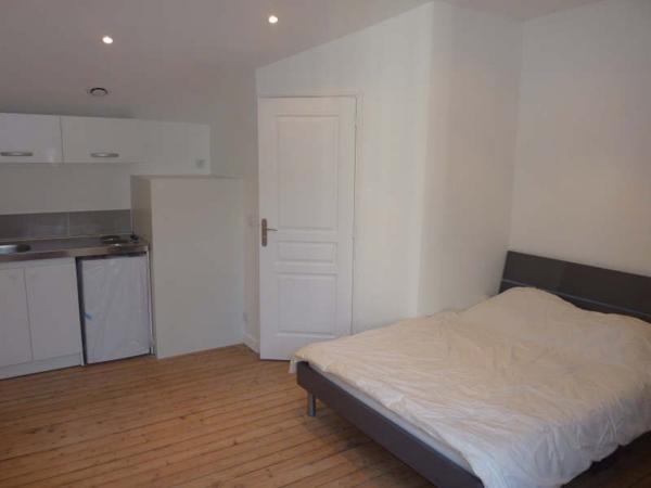 Location appartement La rochelle Centre ville, 18m² 1 pièce 590