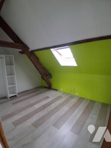 Premont - longère rénovée - 4 ch - grange sur 1519m²
