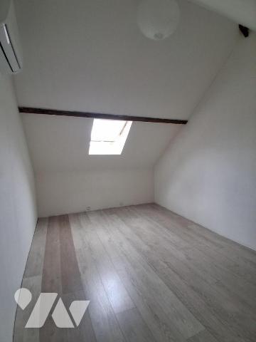 Premont - longère rénovée - 4 ch - grange sur 1519m²