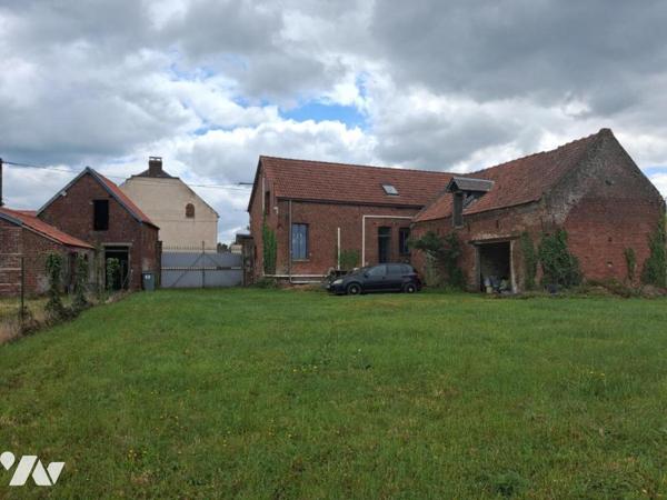 Premont - longère rénovée - 4 ch - grange sur 1519m²
