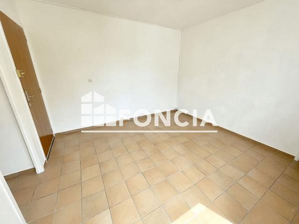 Location Studio 33.4 m² - 16 AVENUE DU JURA Ferney Voltaire 01210