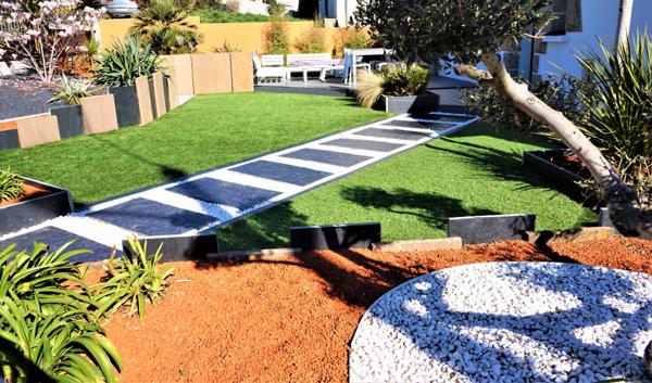 BELLE MAISON TRADITIONNELLE, VUE MER