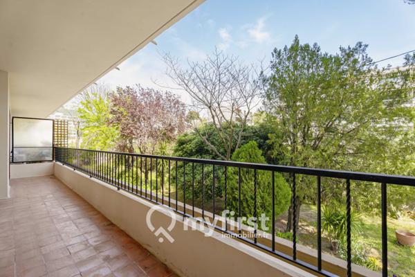Toulon (83100) Un cocon contemporain aux prestations remarquables, avec terrasse intimiste à l’est de Toulon