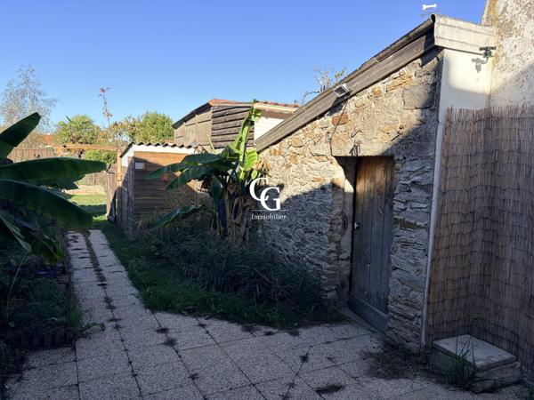 Maison mitoyenne 2 côtés à vendre, 3 pièces - La Montagne 44620