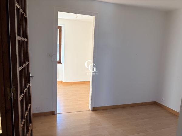 Maison mitoyenne 2 côtés à vendre, 3 pièces - La Montagne 44620