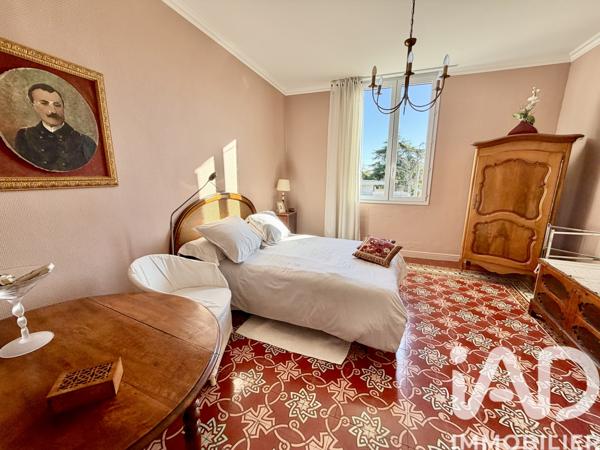 Maison à vendre 6 pièces 173 m² Nîmes-Saint-Césaire