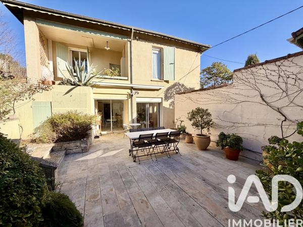 Maison à vendre 6 pièces 173 m² Nîmes-Saint-Césaire
