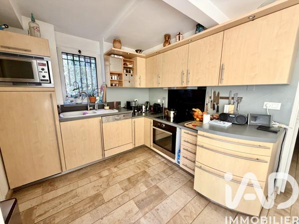 Maison à vendre 6 pièces 173 m² Nîmes-Saint-Césaire