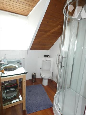 GOUEZEC- PONT COBLANT- Maison avec jardin