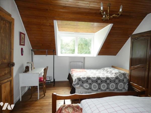 GOUEZEC- PONT COBLANT- Maison avec jardin