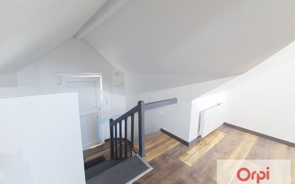 Appartement à louer    2 pièces • 35,60 m2 Commentry